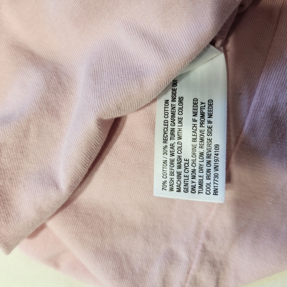 Bundle of 2 women's graphic T-shirts, Universal Thread & Zoe+Liv, size L. - Picture 4 of 8